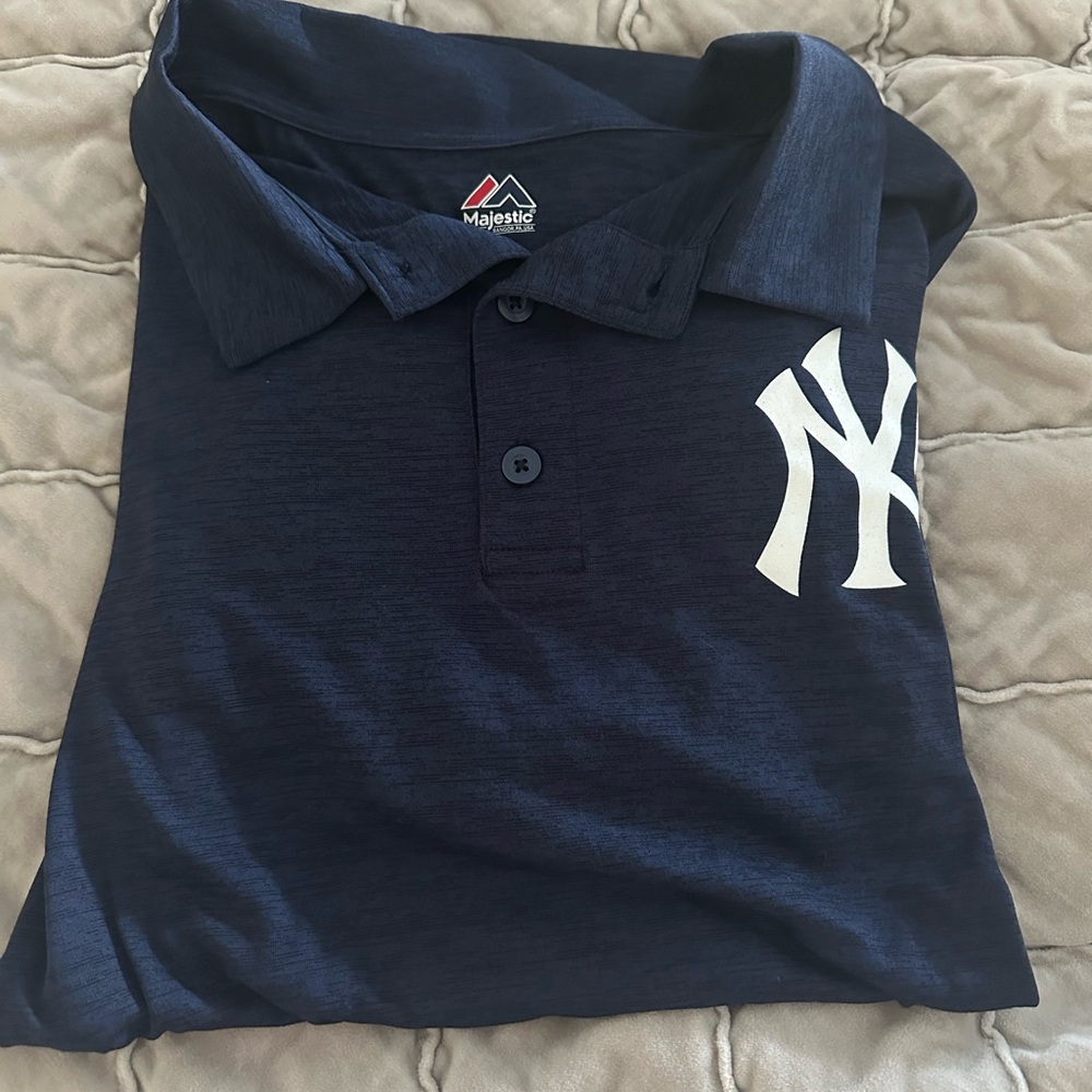 New York Yankees Antigua Heather Navy Layout Polo - Picture 2 of 5